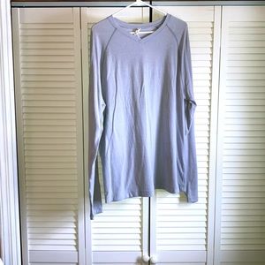 Lululemon Long Sleeve Shirt is great condition